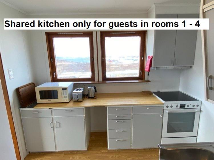 Repvag Overnatting Nordkapp Chambre photo